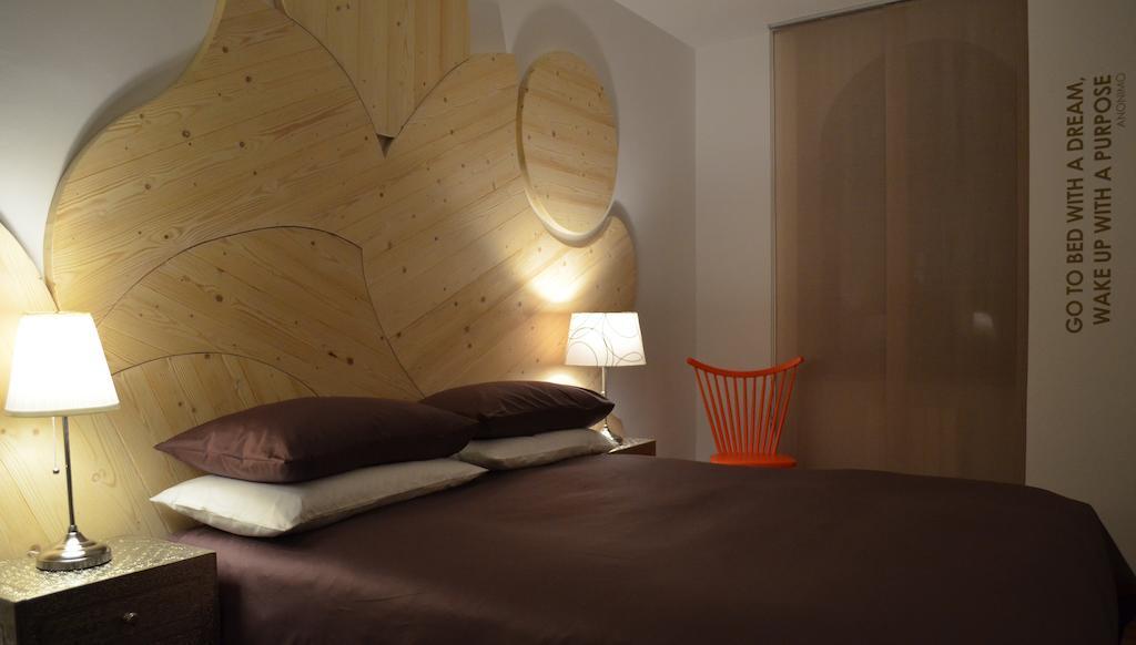Angelina Urban Lodge Tolentino Δωμάτιο φωτογραφία